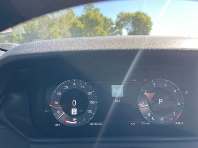 2025 Land Rover Range Rover Velar Dynamic SE
