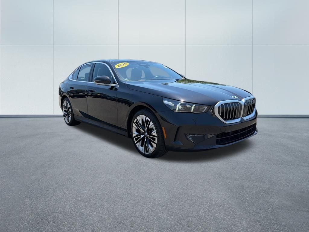 2025 BMW 5 Series 530i xDrive