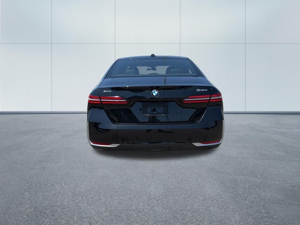 2025 BMW 5 Series 530i xDrive
