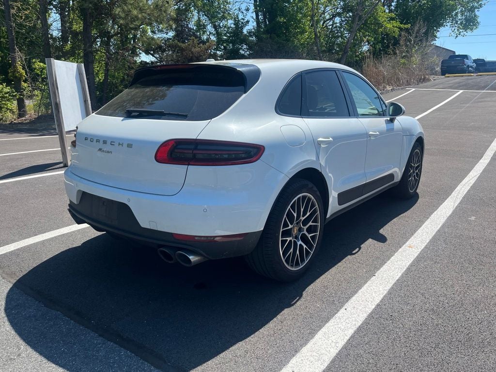2018 Porsche Macan Sport Edition