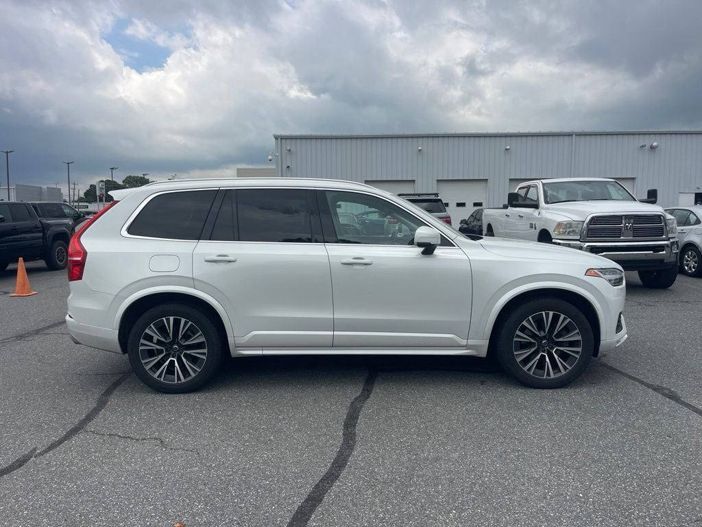 2021 Volvo XC90 T5 Momentum