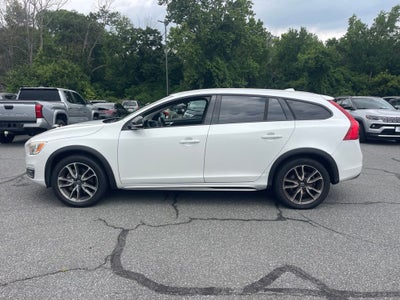 2016 Volvo V60 Cross Country T5