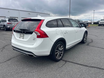 2016 Volvo V60 Cross Country T5