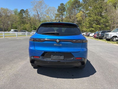 2025 Alfa Romeo Tonale Base