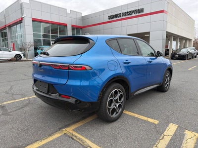 2025 Alfa Romeo Tonale Base