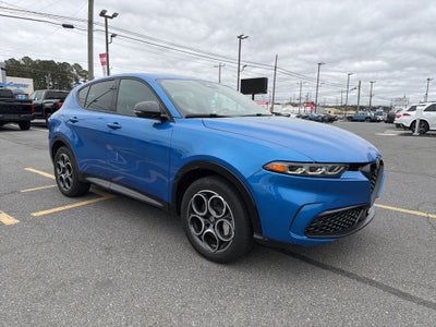 2025 Alfa Romeo Tonale Base