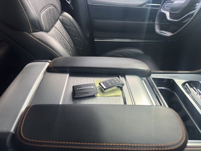 2023 Jeep Grand Wagoneer Series III