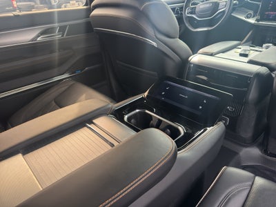 2023 Jeep Grand Wagoneer Series III