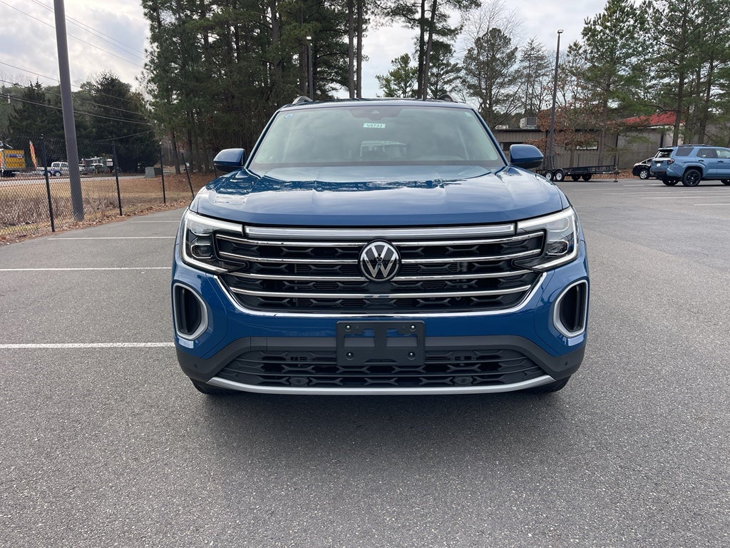2025 Volkswagen Atlas 2.0T SE w/Technology