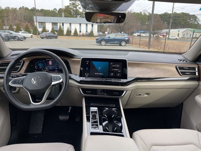 2025 Volkswagen Atlas 2.0T SE w/Technology