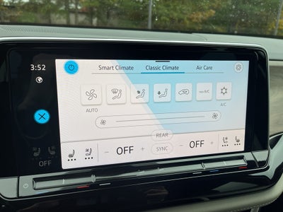 2025 Volkswagen Atlas 2.0T SE