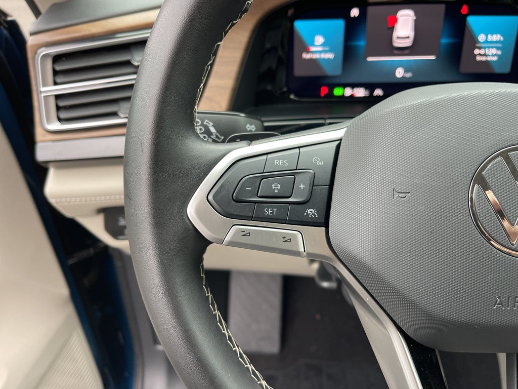 2025 Volkswagen Atlas 2.0T SE