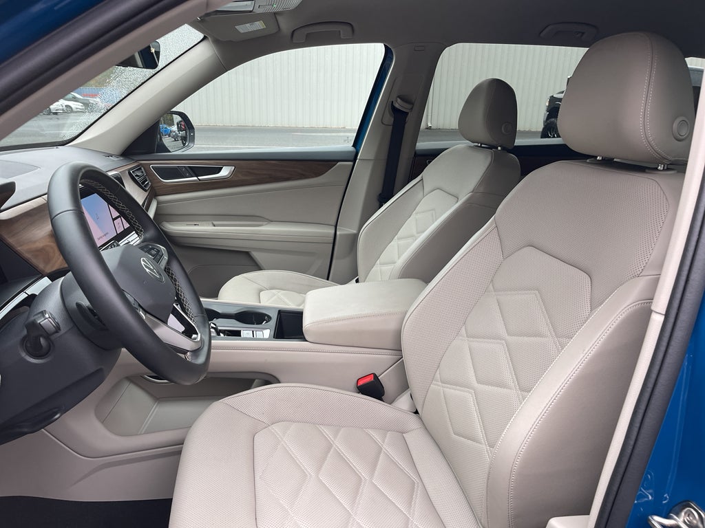 2025 Volkswagen Atlas 2.0T SE