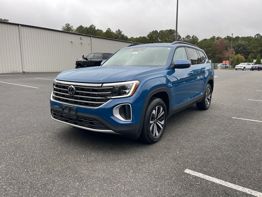 2025 Volkswagen Atlas 2.0T SE