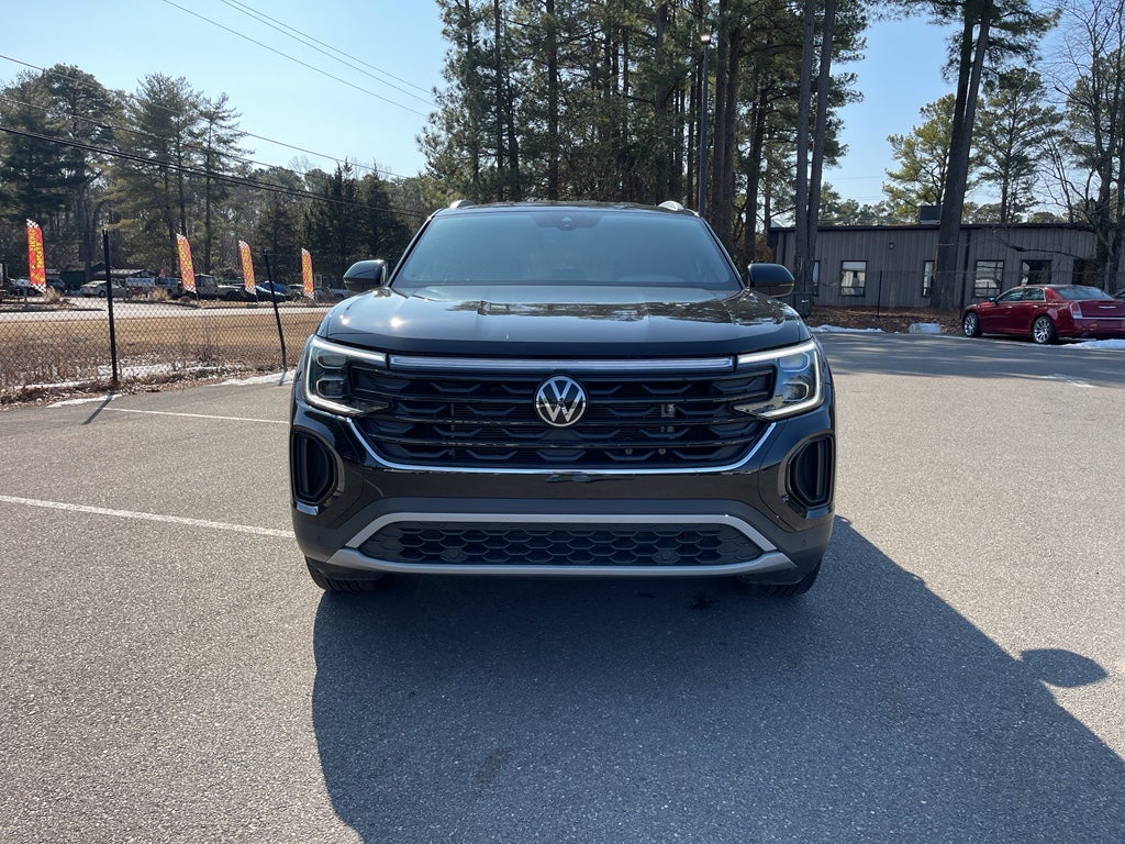 2024 Volkswagen Atlas Cross Sport 2.0T SE w/Technology