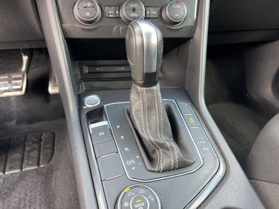 2021 Volkswagen Tiguan SE R-Line Black