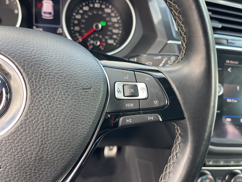 2021 Volkswagen Tiguan SE R-Line Black