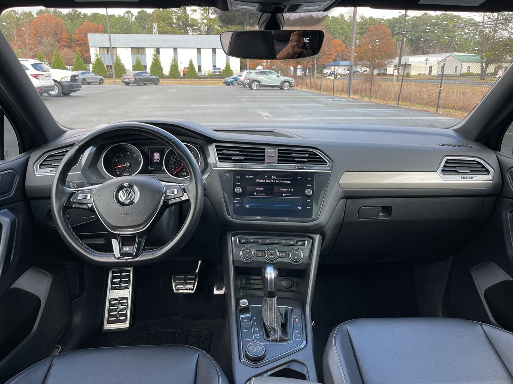 2021 Volkswagen Tiguan SE R-Line Black
