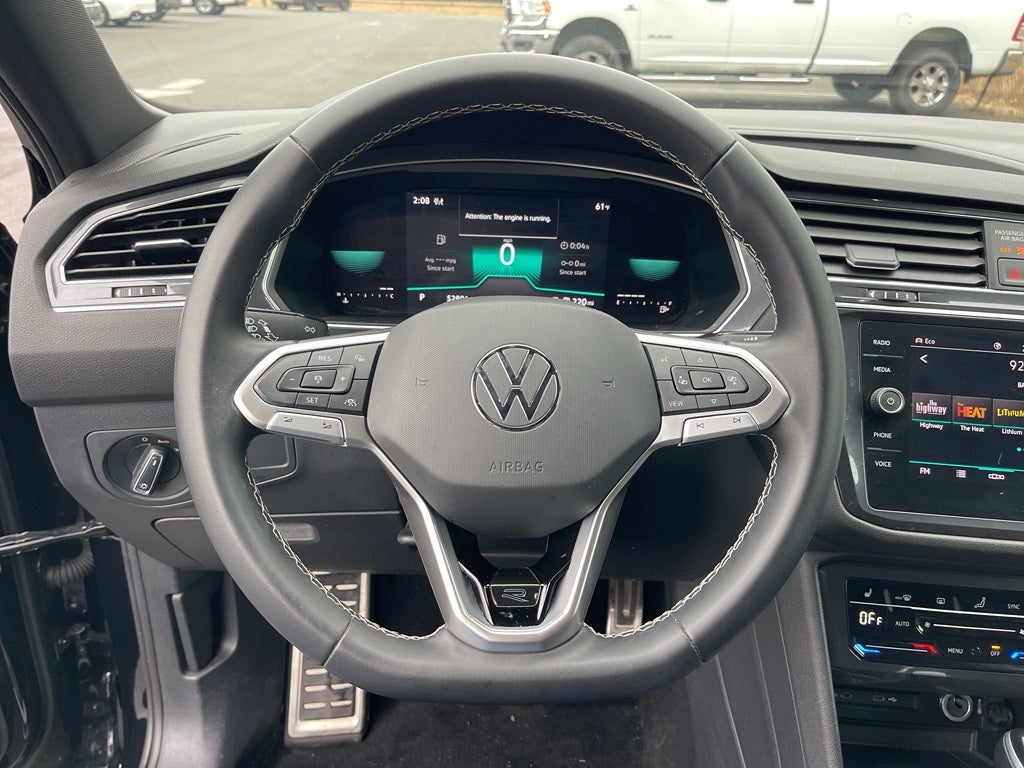 2023 Volkswagen Tiguan SE R-Line Black