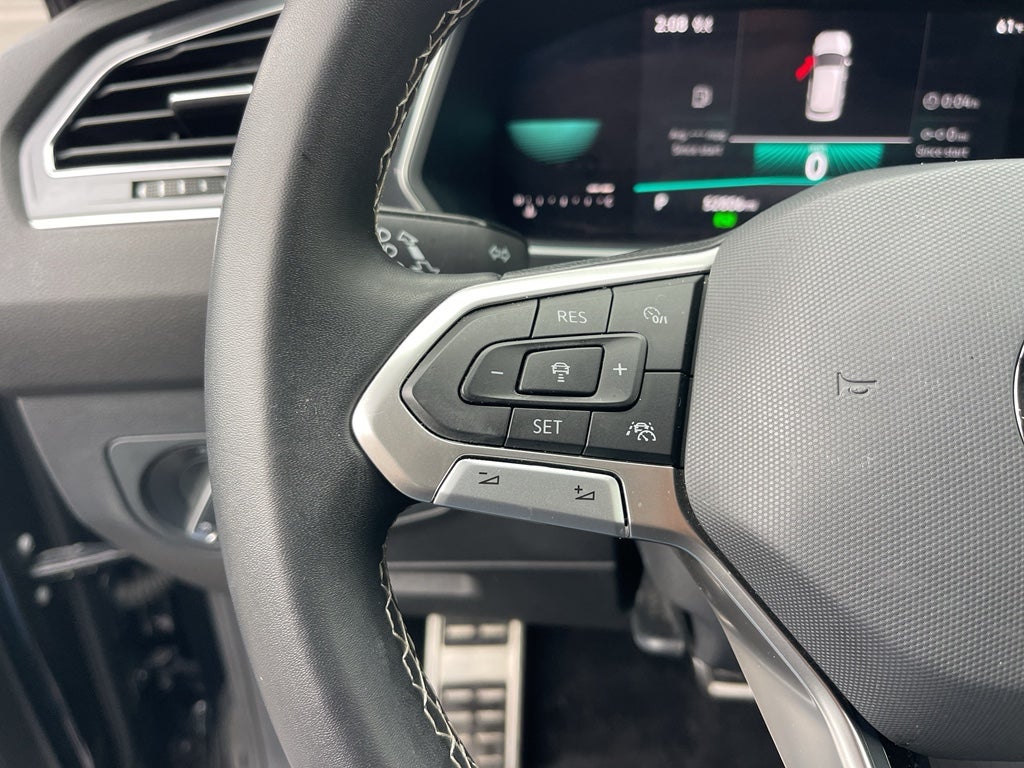 2023 Volkswagen Tiguan SE R-Line Black