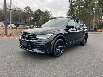 2023 Volkswagen Tiguan SE R-Line Black