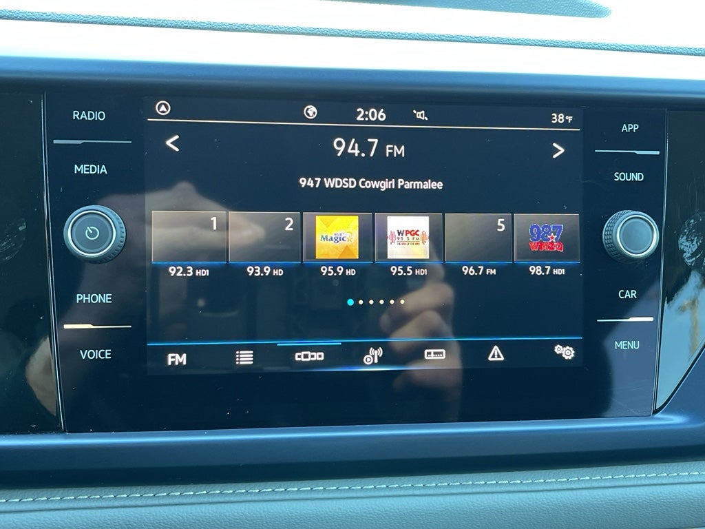 2024 Volkswagen Taos SE