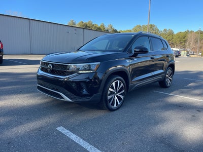 2024 Volkswagen Taos SE