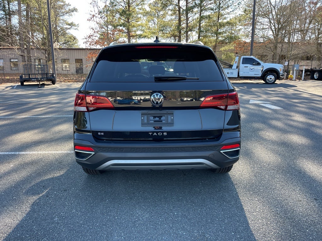2024 Volkswagen Taos SE