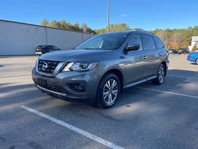 2020 Nissan Pathfinder S