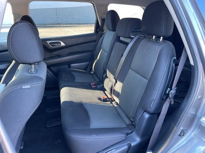 2020 Nissan Pathfinder S