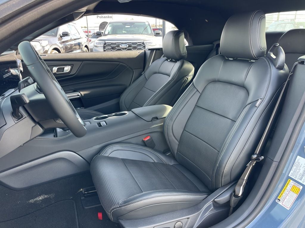 2025 Ford Mustang EcoBoost Premium