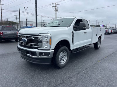 2025 Ford F-350SD XL 9' KNAPHEIDE SERVICE BODY