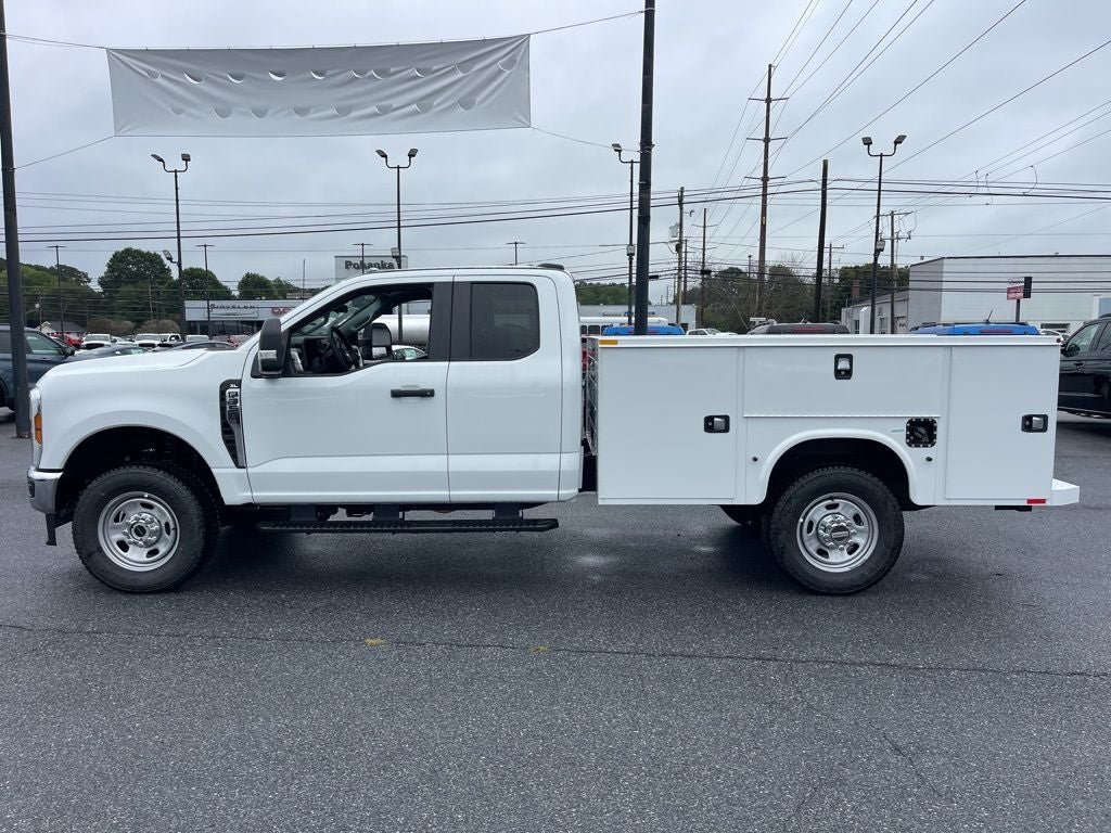 2025 Ford F-350SD XL 9' KNAPHEIDE SERVICE BODY