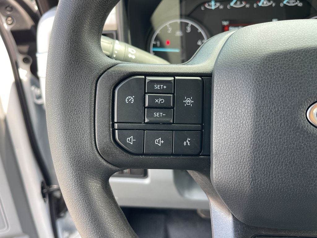 2025 Ford F-550SD XL 16' Duracube Box DRW