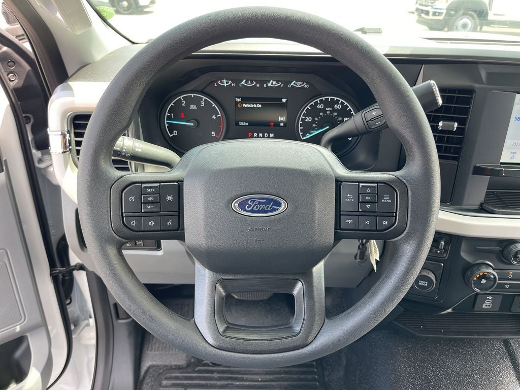 2025 Ford F-550SD XL 16' Duracube Box DRW