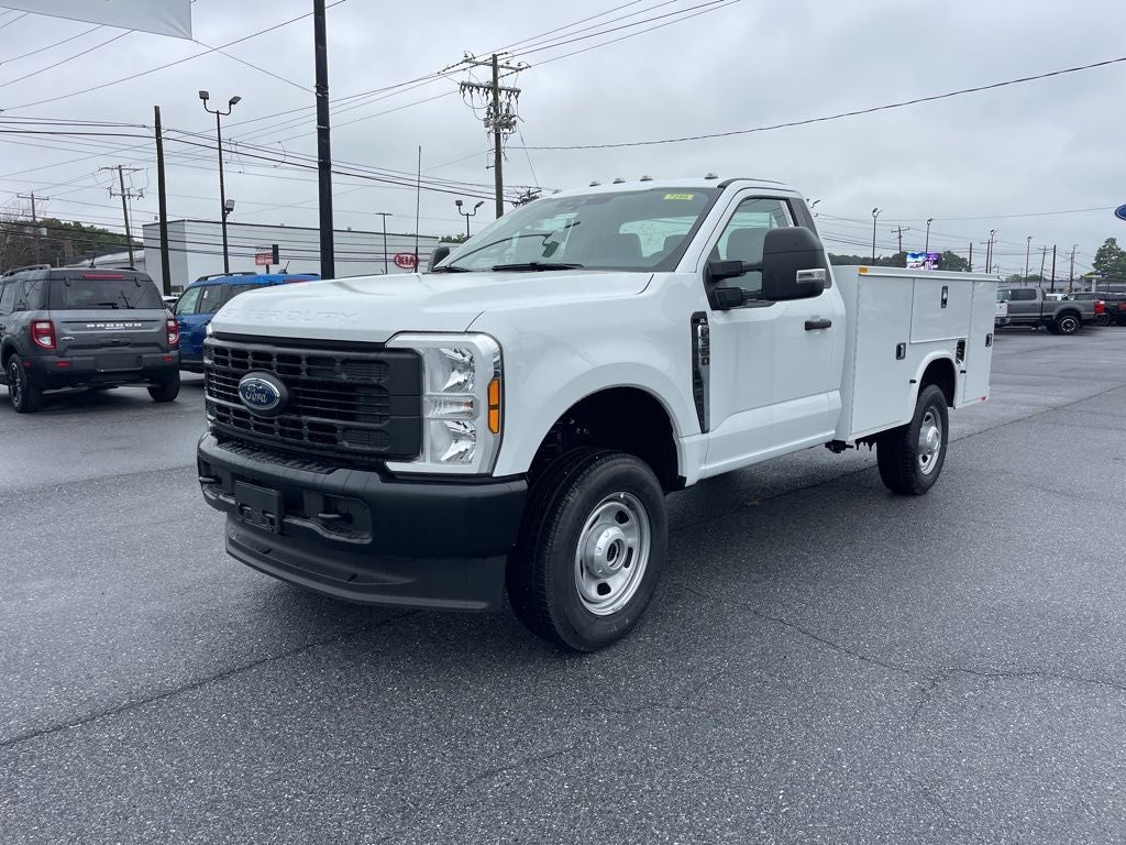 2025 Ford F-350SD XL 9' Knapheide Service Body
