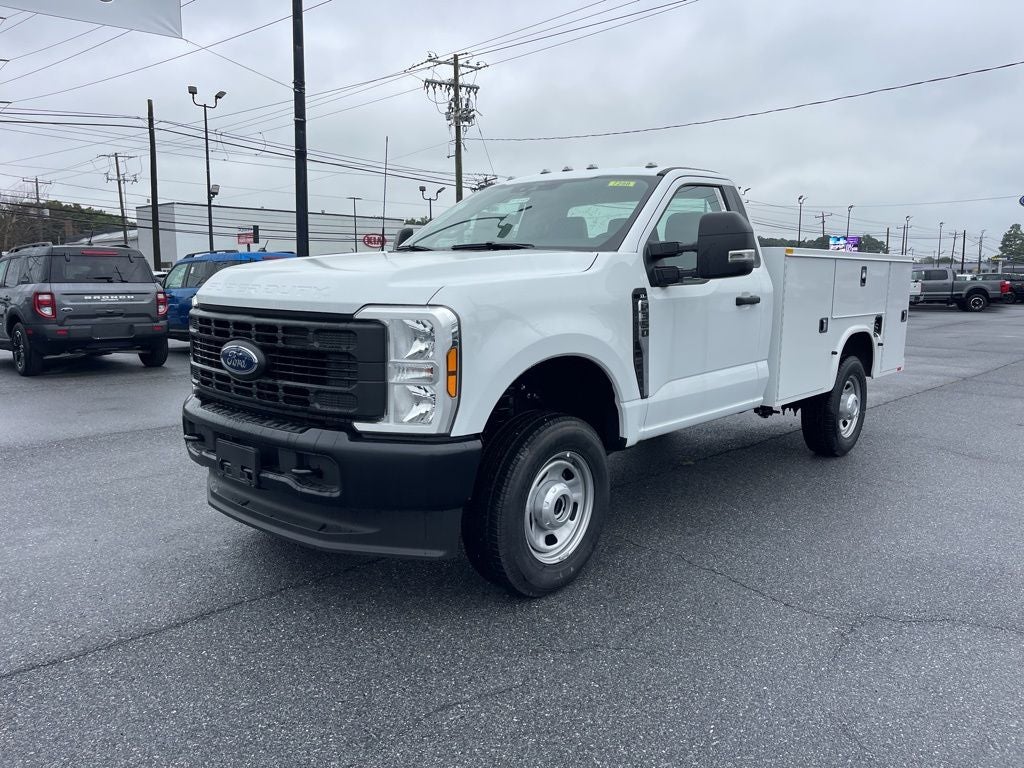 2025 Ford F-350SD XL 9' Knapheide Service Body