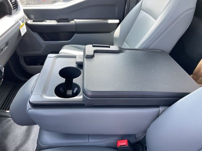 2025 Ford F-550SD XL 16' Supreme Box Truck DRW