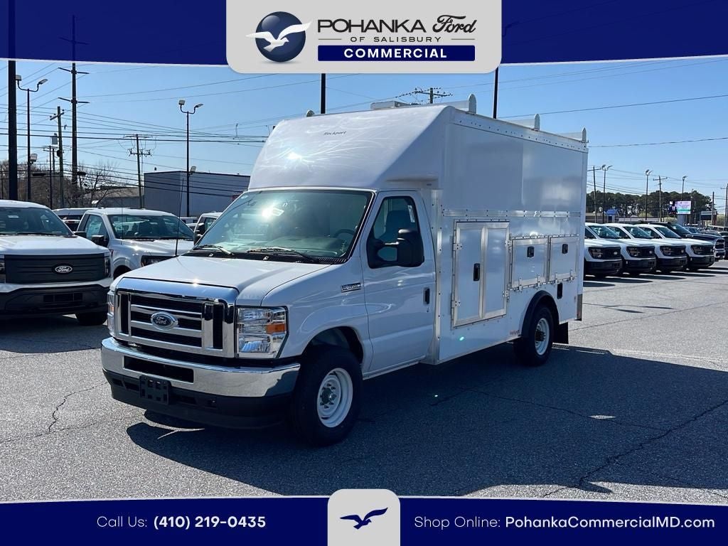 2025 Ford E-350SD Base 12' Workport Cutaway