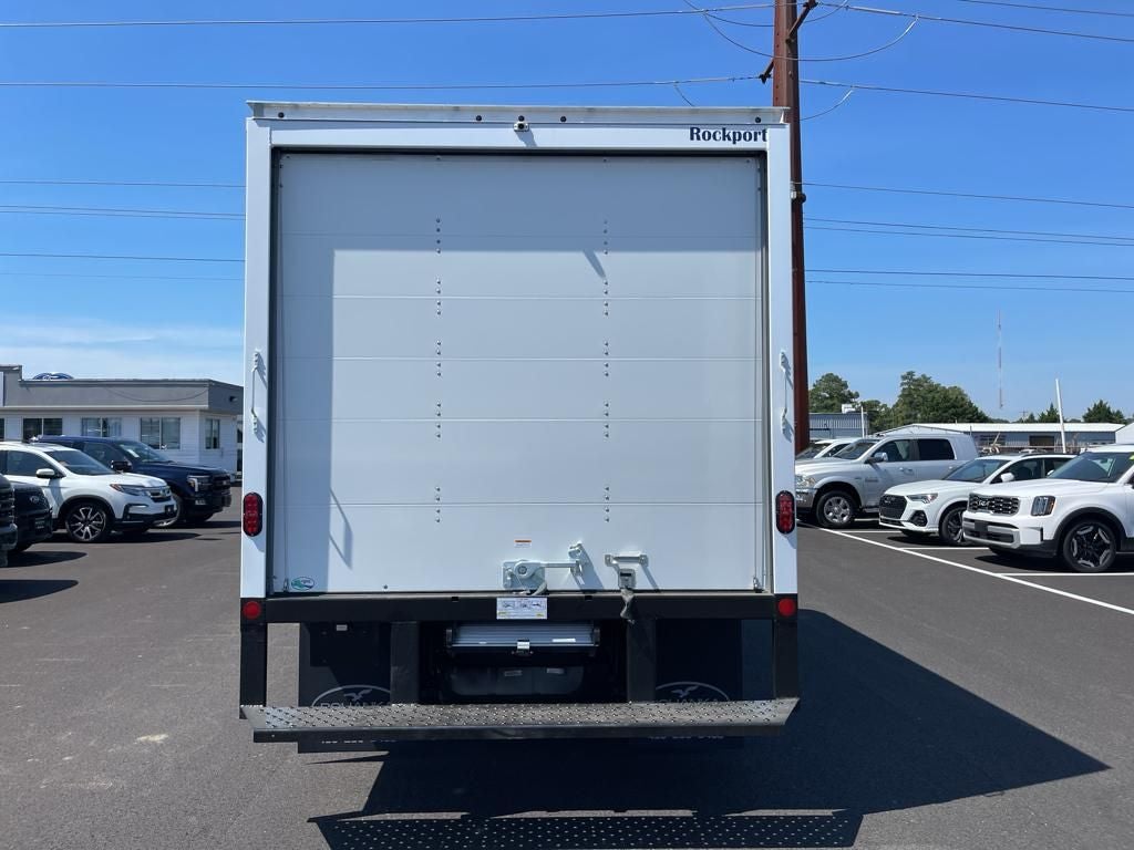 2025 Ford E-350SD Base 14' Box Truck w/ Ramp Cutaway