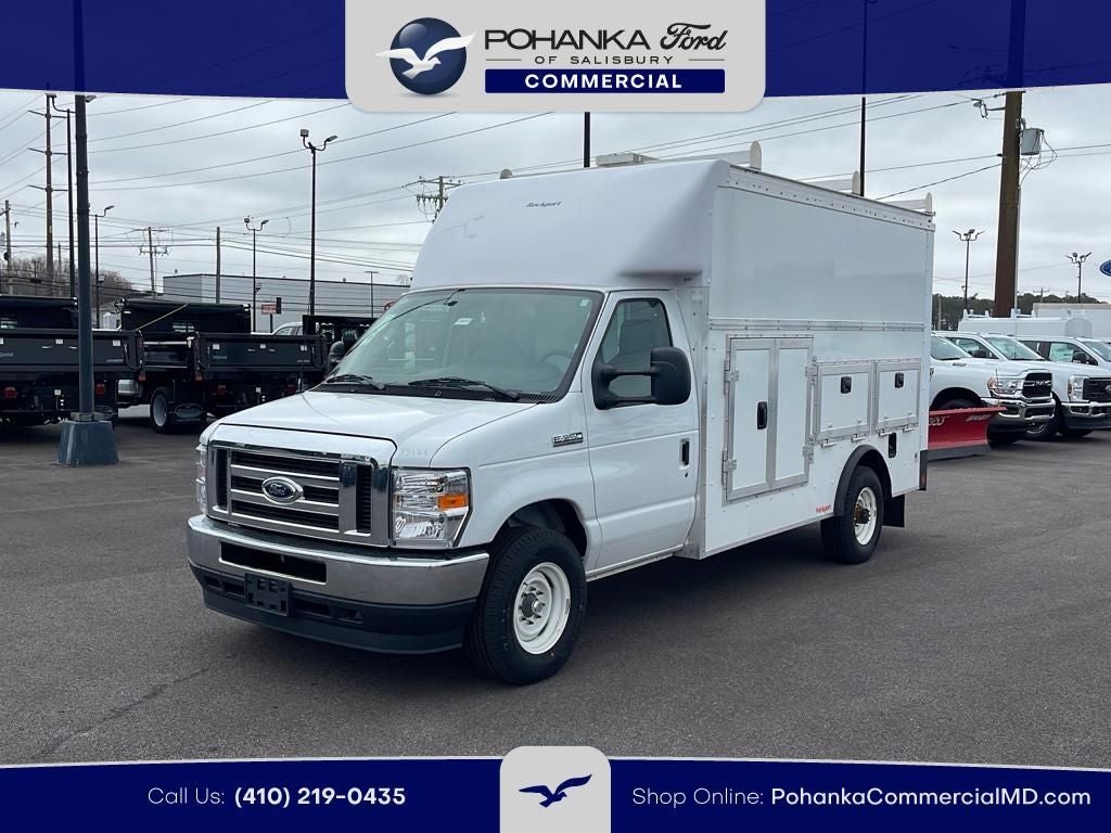 2025 Ford E-350SD Base 12' Workport Cutaway