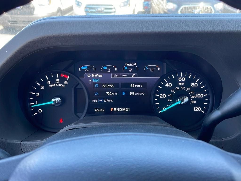 2026 Ford E-350SD Base 16' Dry Freight w/ Ramp Cutaway