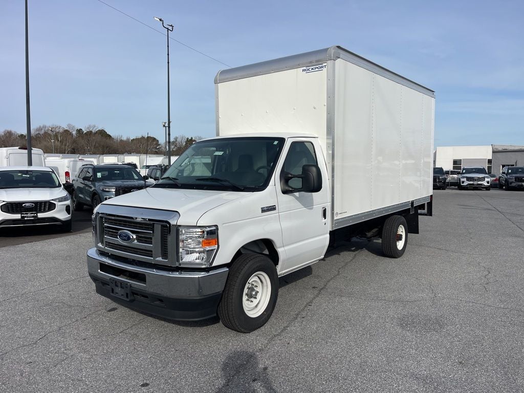 2025 Ford E-350SD Base 14' Box Truck w/ Ramp Cutaway