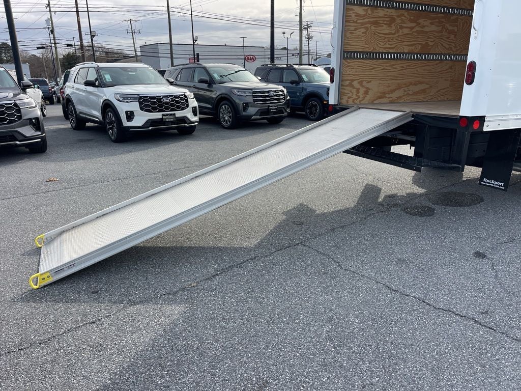 2025 Ford E-350SD Base 14' Box Truck w/ Ramp Cutaway