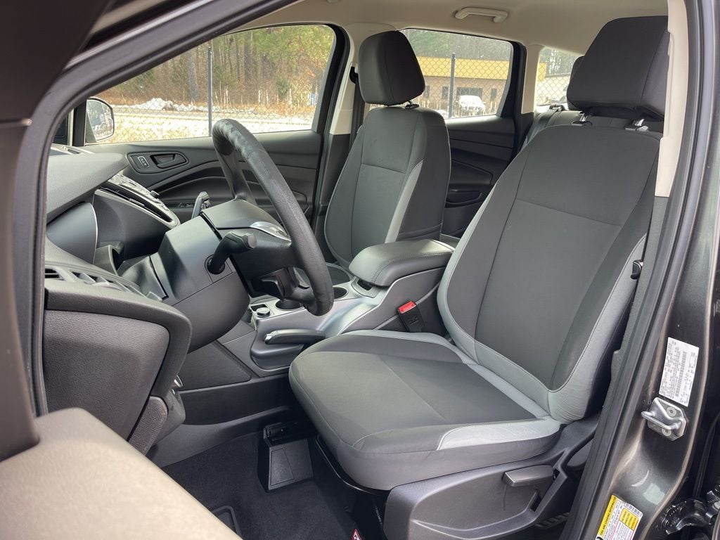 2016 Ford Escape S