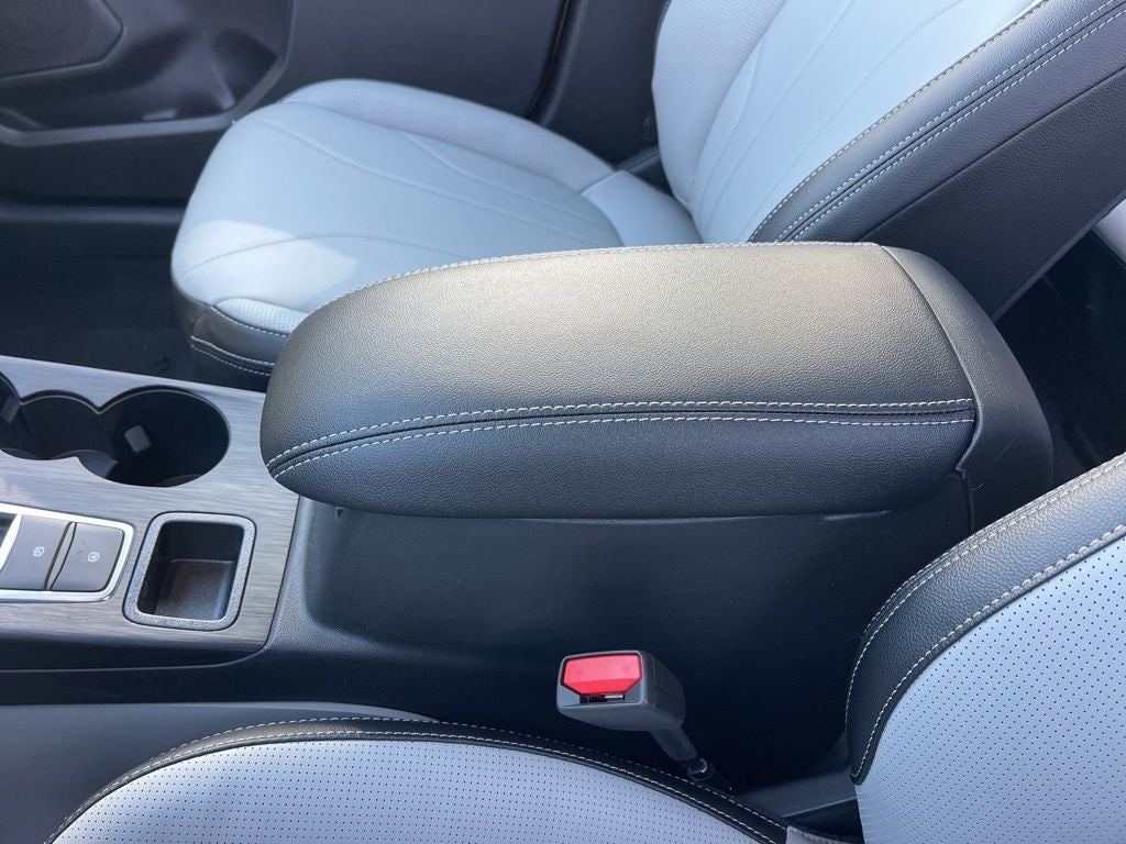 2026 Ford Escape Platinum