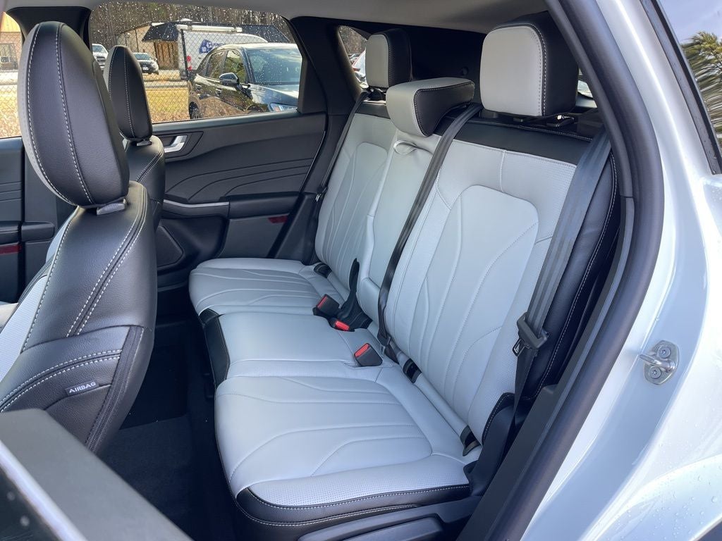 2026 Ford Escape Platinum