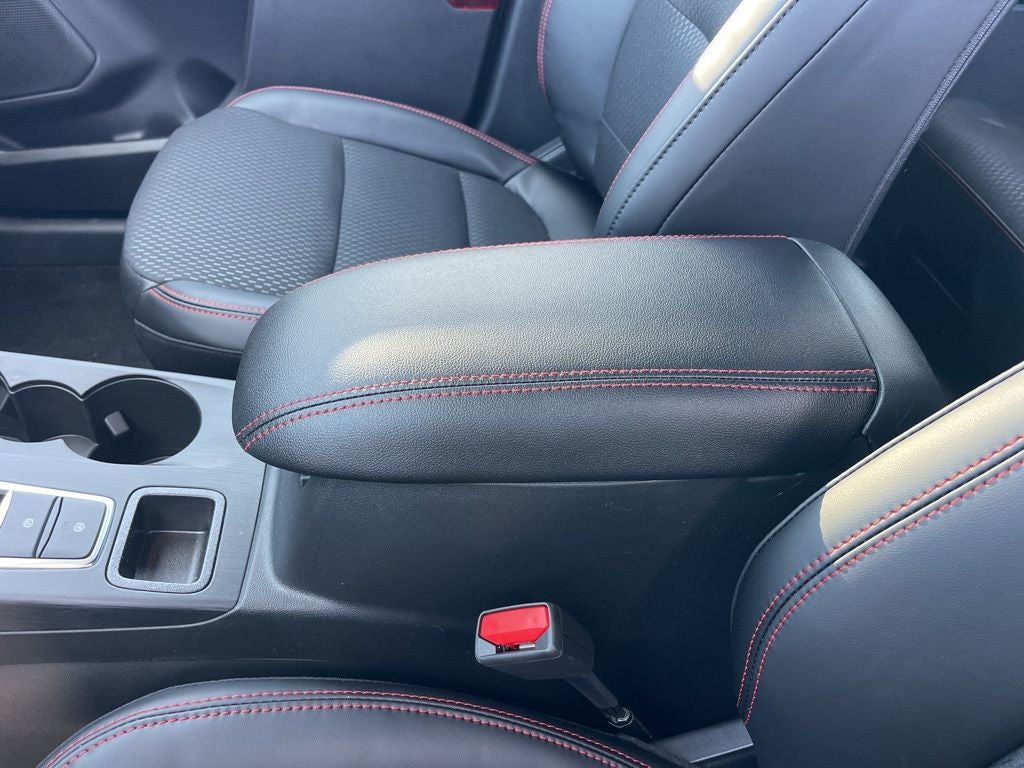 2026 Ford Escape Hybrid ST-Line Select