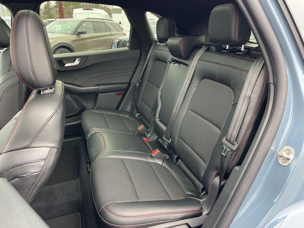 2026 Ford Escape Hybrid ST-Line Select