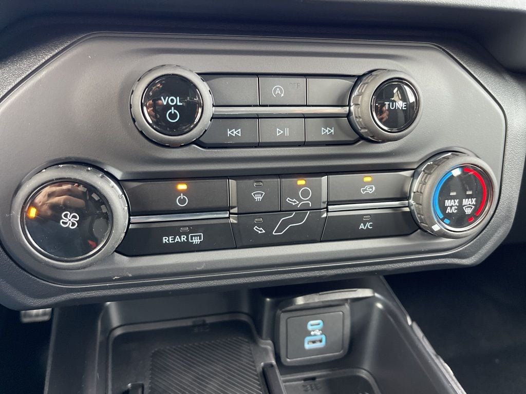 2025 Ford Bronco Base